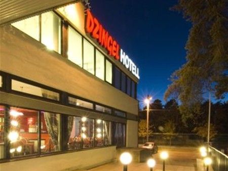 hotell Dzingel Hotel