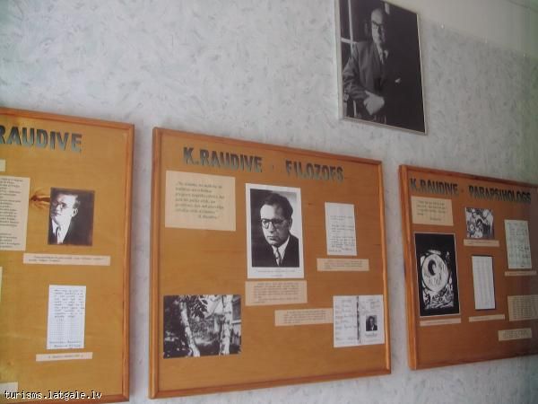 Konstantina-Raudives-pieminas-istaba 